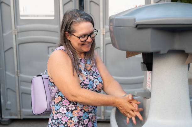 Portable Toilet Options We Offer in Warrenton, OR